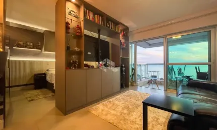 Apartamento tipo studio, com dormitório integrado junto ao Barra Shopping Sul