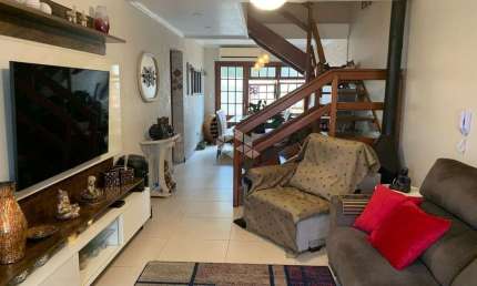 CASA EM CONDOMINIO  COM 3 DORMITORIOS  NO BAIRRO IPANEMA