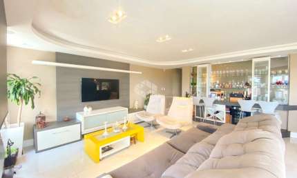 CASA COM PISCINA E VISTA PRO RIO GUAÍBA NO JARDIM IZABEL
