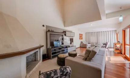 Casa com 4 quartos/dormitórios, 273m² no bairro Ipanema em Porto Alegre