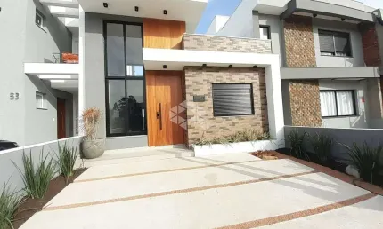 Casa 3 dormitórios - suíte - lareira - churrasqueira - Lagos de Nova Ipanema - Zona Sul - POA
