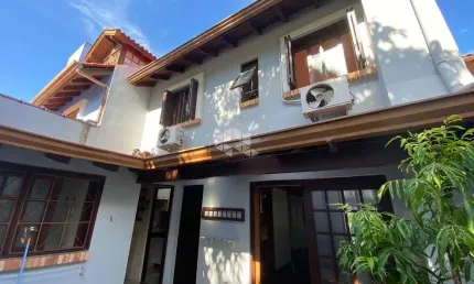 CASA NO JARDIM ISABEL COM 03 QUARTOS/DORMITÓRIOS/01SUÍTE