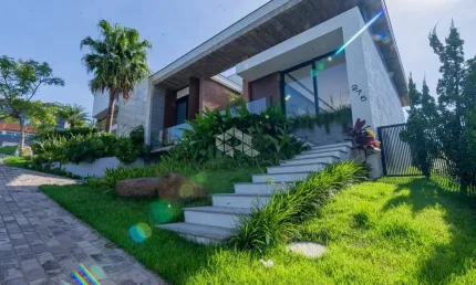 Casa Moderna com Piscina e 3 Suítes no Alphaville Porto Alegre