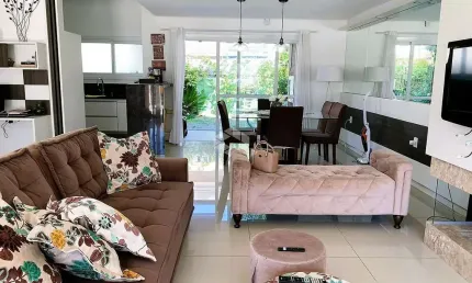 Casa com 3 dormitórios à venda no Lagos de Nova Ipanema.
