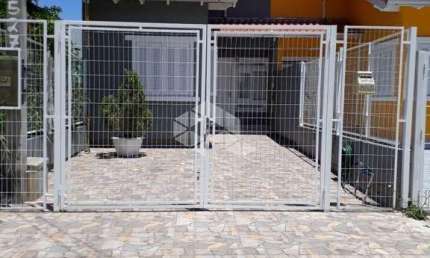 CASA 02 DORMITÓRIOS COM VAGA DE GARAGEM NO BAIRRO HIPICA EM PORTO ALEGRE