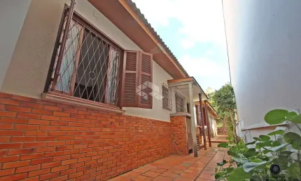 Casa no bairro Teresópolis em Porto Alegre com 3 dormitórios e vaga