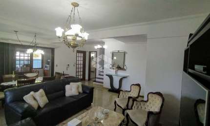 Casa em Ipanema, 3 dormitórios, 1 suíte, no bairro Ipanema.