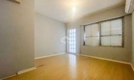 Apartamento de 1 dormitório na Cidade Baixa á venda