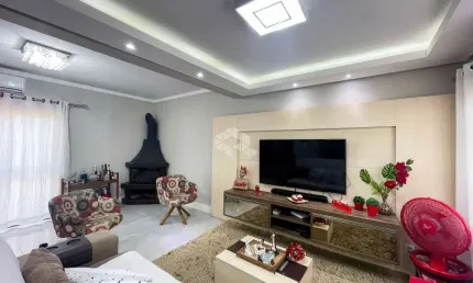 CASA COM 3 DORMITÓRIOS NO BAIRRO IPANEMA/ESPIRITO SANTO