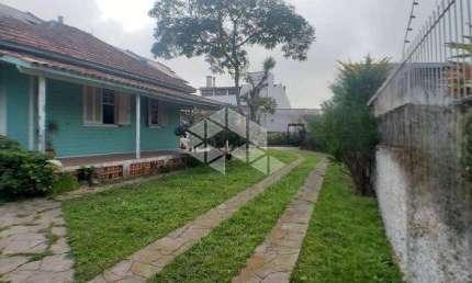 Casa térrea, 2 dormitórios, Bairro Ipanema, Zona Sul de Porto Alegre/RS