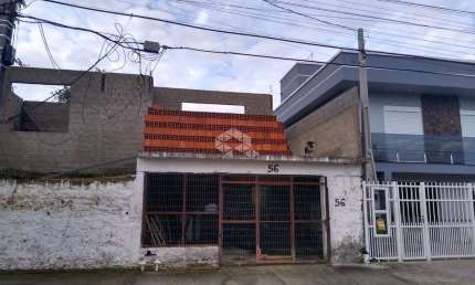 Sobrado de 3 dormitórios com 300m² de área total a venda em São Leopoldo no Bairro Santo André