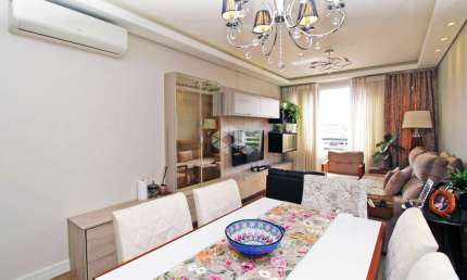 Apartamento de 2 dormitórios suíte 2 vagas coberta andar alto a metros do Zaffari Bourbon Wallig