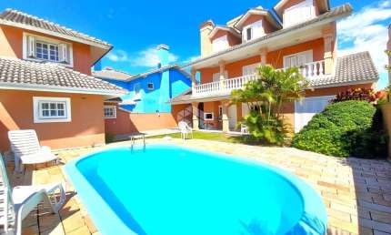 Casa a venda no Condomínio Villas Resort em Xangri-La com 500m² na Beira Mar de Xangri-Lá