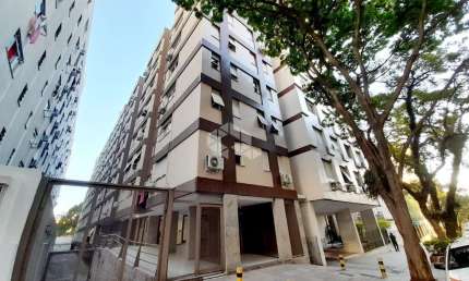 Apartamento no centro Histórico de 1 dormitório completamente reformado na Duque de Caxias