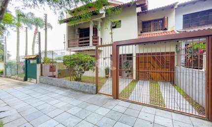 Sobrado 3D, 3 Suítes, Piscina, Vista Panorâmica, 2 vagas.