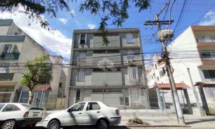 Apartamento 2 Dormitórios, 2 Banheiros, 73m² - Cidade Baixa