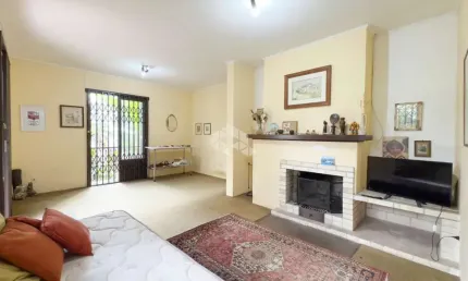 Casa com 3 quartos e 2 banheiros, 209m², Santa Tereza