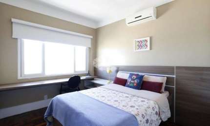 Excelente Apartamento de 1 dormitório de frente em andar alto, com linda vista, totalmente reformado
