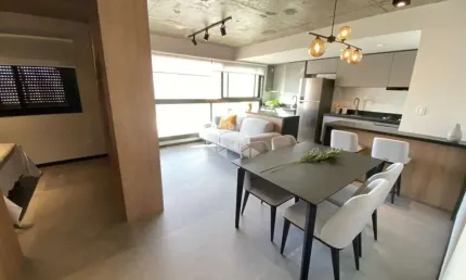 Excelente Apartamento Studio com 1 dormitório, 43m2 , mobiliado, 1 vaga coberta no Menino Deus
