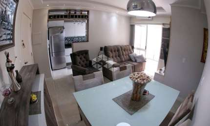 Espetacular e impecável apartamento com 2 dormitórios, sacada com churrasqueira, andar alto, sol, vista, móveis sob medida, vaga e infra completa