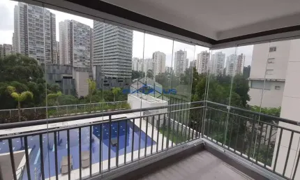 Vendo apartamento de 2 suítes 1 master closet sr e sra sala ampla 3 vagas de garagem morumbi sp