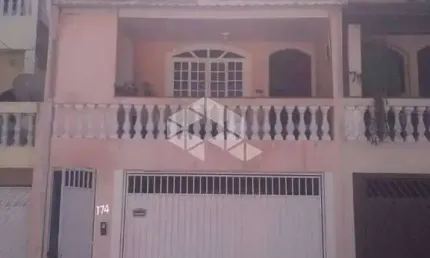 Vendo Casa de 300 m2 3 Dormitórios sendo 1 Suíte 3 Banheiros Garagem Parque Monte Alegre Taboão da Serra  SP