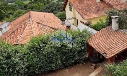 Vendo Casa em Condomínio de 353 m² 4 dormitórios 2 vagas de garagem no Terras do Madeira em Carapicuíba - SP