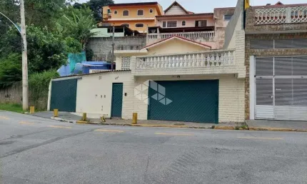 Vendo Casa 364,78m² 2 Dormitórios 2 Vagas Jardim Mirna/Cidade Intercap Taboão da Serra - SP