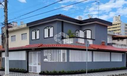 Vendo Casa Sobrado 135m² 4 Dormitórios 1 Suíte 4 Vagas Ocian Praia Grande - SP