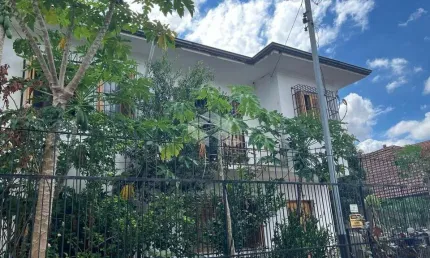 Sobrado com 4 dormitórios com 215m² de área privativa no bairro Santo Antonio