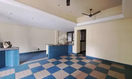 Loja, 87 m² privativos, térrea, bairro floresta, porto alegre