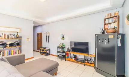 BELO APARTAMENTO NO BOM FIM DE 2 DORMITÓRIO COM VAGA!