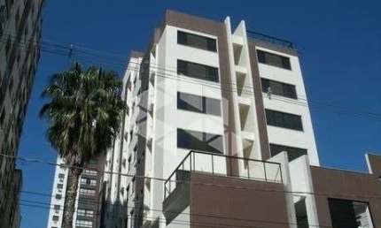 Sala comercial semi-nova e  com box no coração do MENINO DEUS