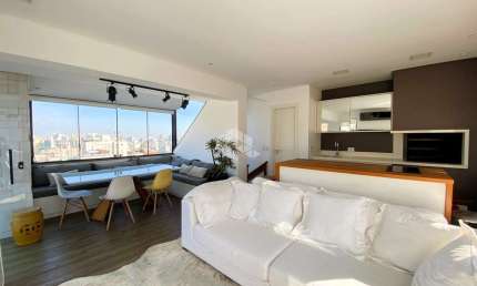 Cobertura duplex mobiliada e decorada no bairro  Mont Serrat, com 136,88 metros  privativos