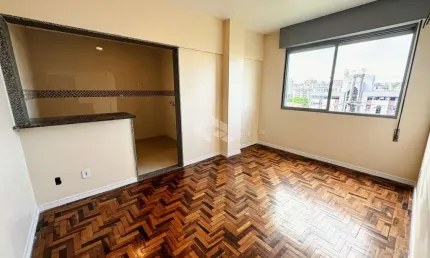 Apartamento 100% Reformado no bairro Menino Deus, Porto Alegre