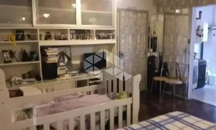 Apartamento JK mobiliado, condomínio com elevador, mobiliado, próximo UFRGS, centro histórico.