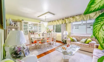 Apartamento 3 dormitórios, 1 suíte, 2 vagas de garagem, bairro Mont'Serrat, Porto Alegre