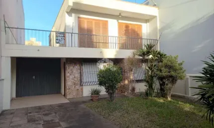 Casa/sobrado residencial ou comercial, em amplo terreno, no Jardim Botânico