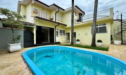 CASA 3 DORMITÓRIOS, 1 SUÍTE E 5 VAGAS, NO JARDIM PLANALTO, PORTO ALEGRE
