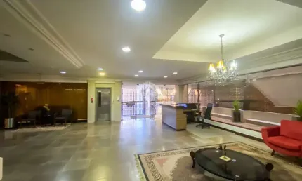 Apartamento semimobiliado, 3 dormitórios, 1 suíte, 147 m² - Centro Histórico, Porto Alegre