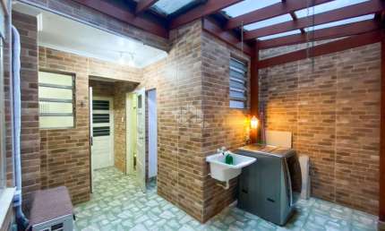 Apartamento garden, coberto, 2 dormitórios, 81 m², bairro Farroupilha, Porto Alegre