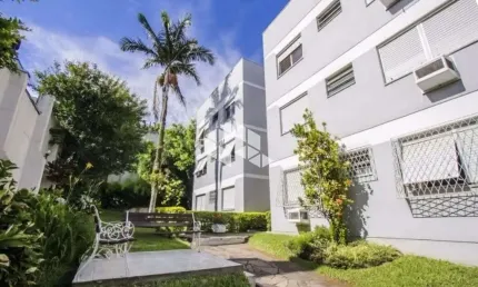Apartamento 3 dormitórios/quartos e uma vaga/box no bairro tristeza  na zona sul de poa