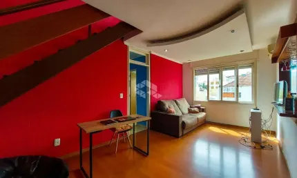 Cobertura, living 2 ambientes, 3 dormitórios, 1 vaga e elevador ótima localização.