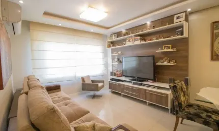 Apartamento à venda, com 2 quartos/dormitórios, 1 suite, no bairro Santo Antônio