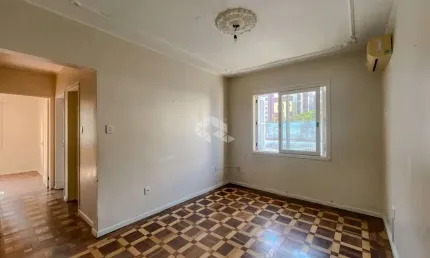 Apartamento com 2 dormitórios 2 banheiros 80 m², elevador, no bairro Petrópolis - Porto Alegre