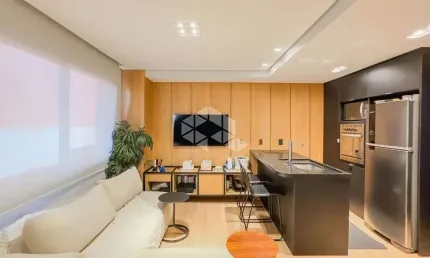 STUDIO CIDADA BAIXA, TOTALMENTE MOBILIADO COM GARAGEM ESCRITURADA E PREDIO COM PORTARIA 24 HORAS