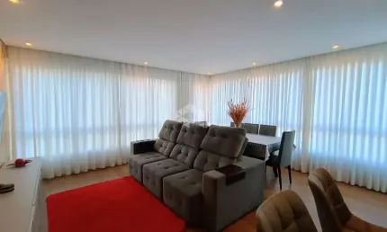 Apartamento 03 domitórios, mobiliado, 02 vagas separadas, aceita petz