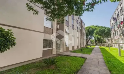 Apartamento com 03 quartos, condomínio com salão de festas, playground portaria 24 horas, churrasqueira,