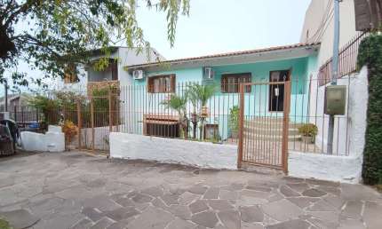 Casa com 2 quartos à venda na Rua Doze de Outubro, 664, Partenon, Porto Alegre