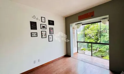 Apartamento 1 dormitório, living 2 ambientes, partenon, porto alegre.